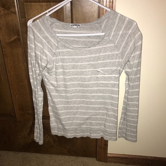 Tops - Picture 2 of 8